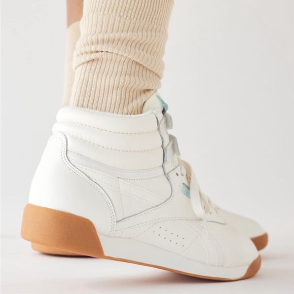 NWT Reebok High Tops - Picture 9 of 14